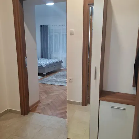 Paviljoni Apartment *