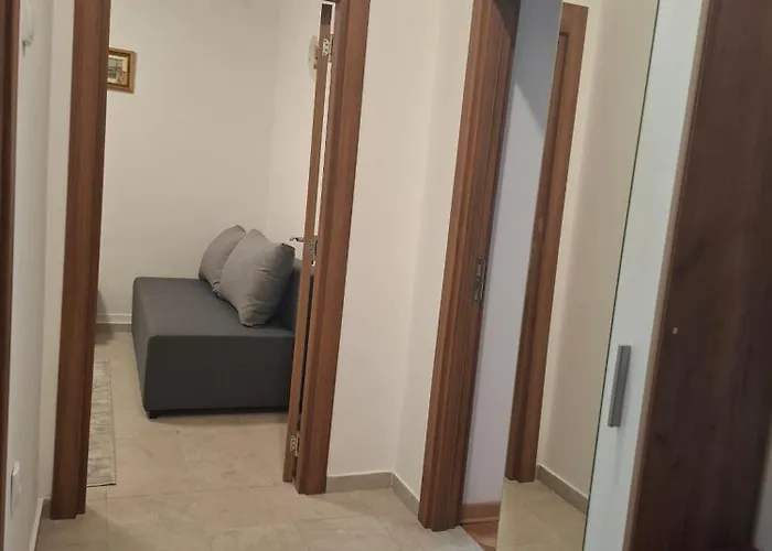 Paviljoni Apartment *